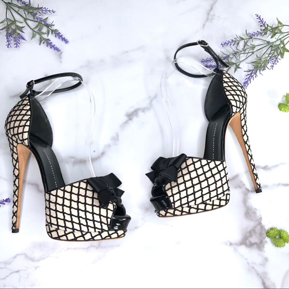 Giuseppe Zanotti Alicia Peep Toe Heels, Size 39 - Picture 2 of 8